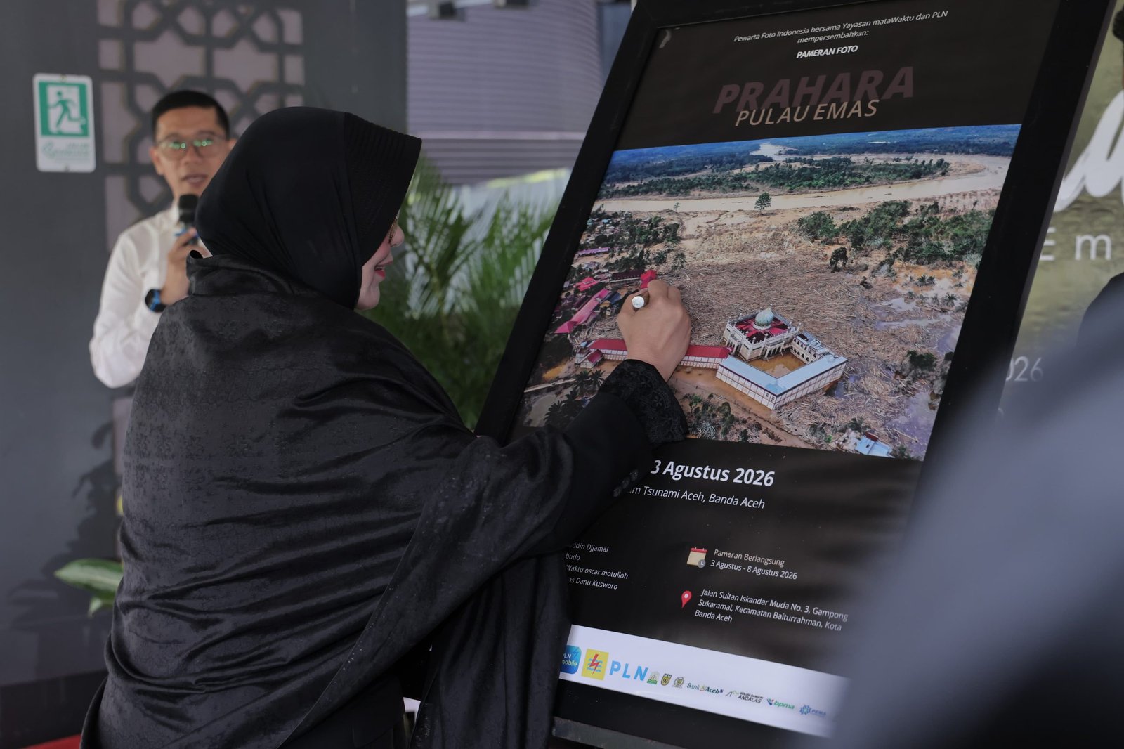 Dari Bingkai Foto, Illiza Ajak Masyarakat Rawat Ingatan dan Bangun Budaya Sadar Bencana