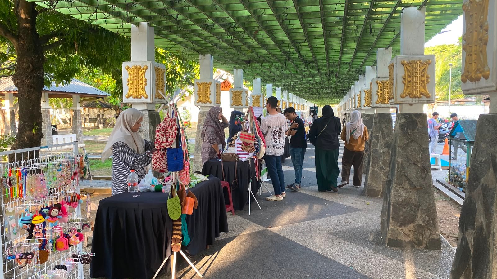 Hikayat Dangdeuria Hadir di Pasar Seni Putroe Phang