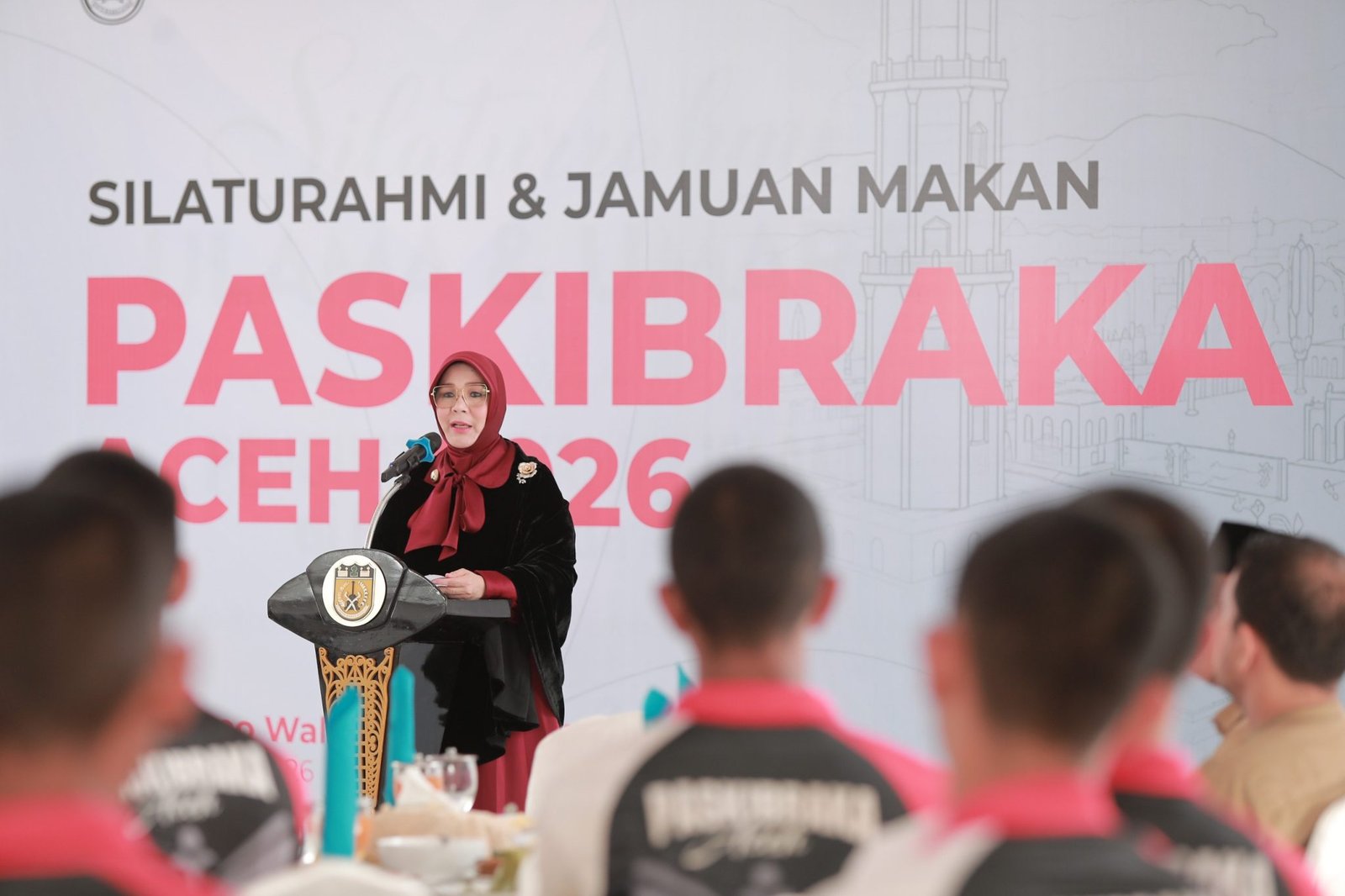 Jamu Paskibraka Aceh di Pendopo, Illiza: Jangan Pernah Tinggalkan Salat!
