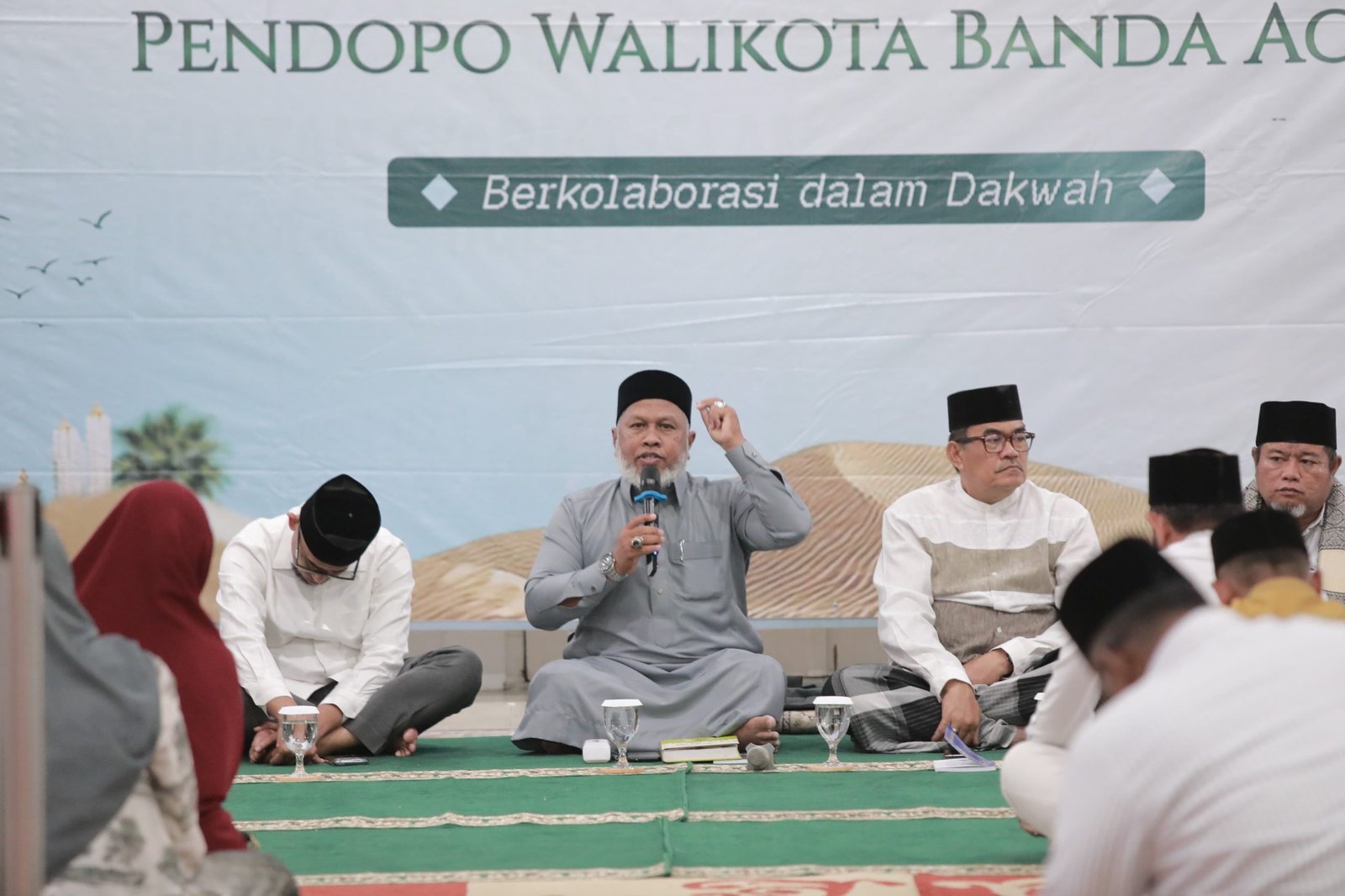 Majelis Ilmu di Pendopo, Ikhtiar Illiza Perkuat Kebersamaan dan Nilai Keislaman