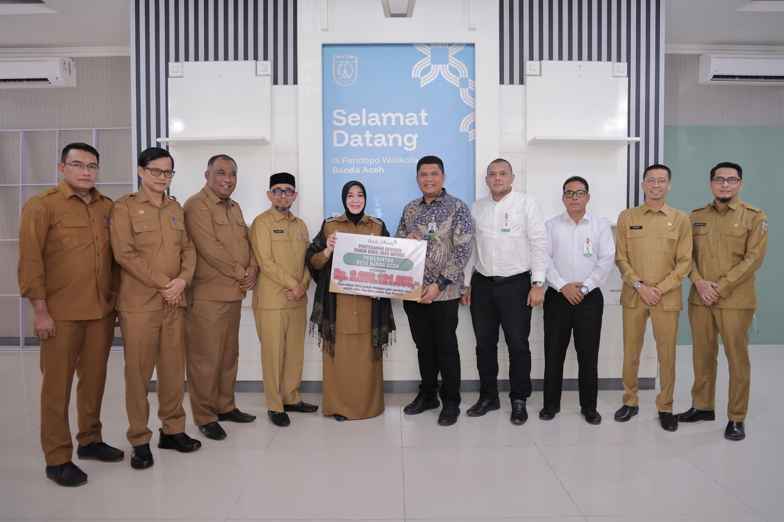 Pemko Banda Aceh Terima Dividen Rp2,05 M dari Bank Aceh Syariah