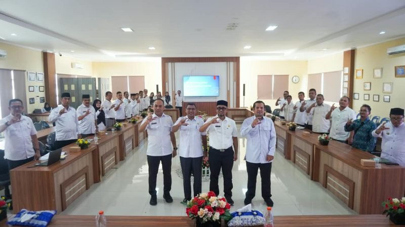 Sekda Jalaluddin Buka Pendampingan dan Penguatan PPID Gampong di Banda Aceh