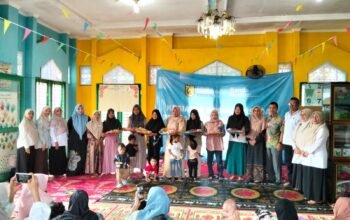 Dinkes Banda Aceh Edukasi Orang Tua tentang Nutrisi Anak dan 1.000 HPK di Gampong Lamdingin
