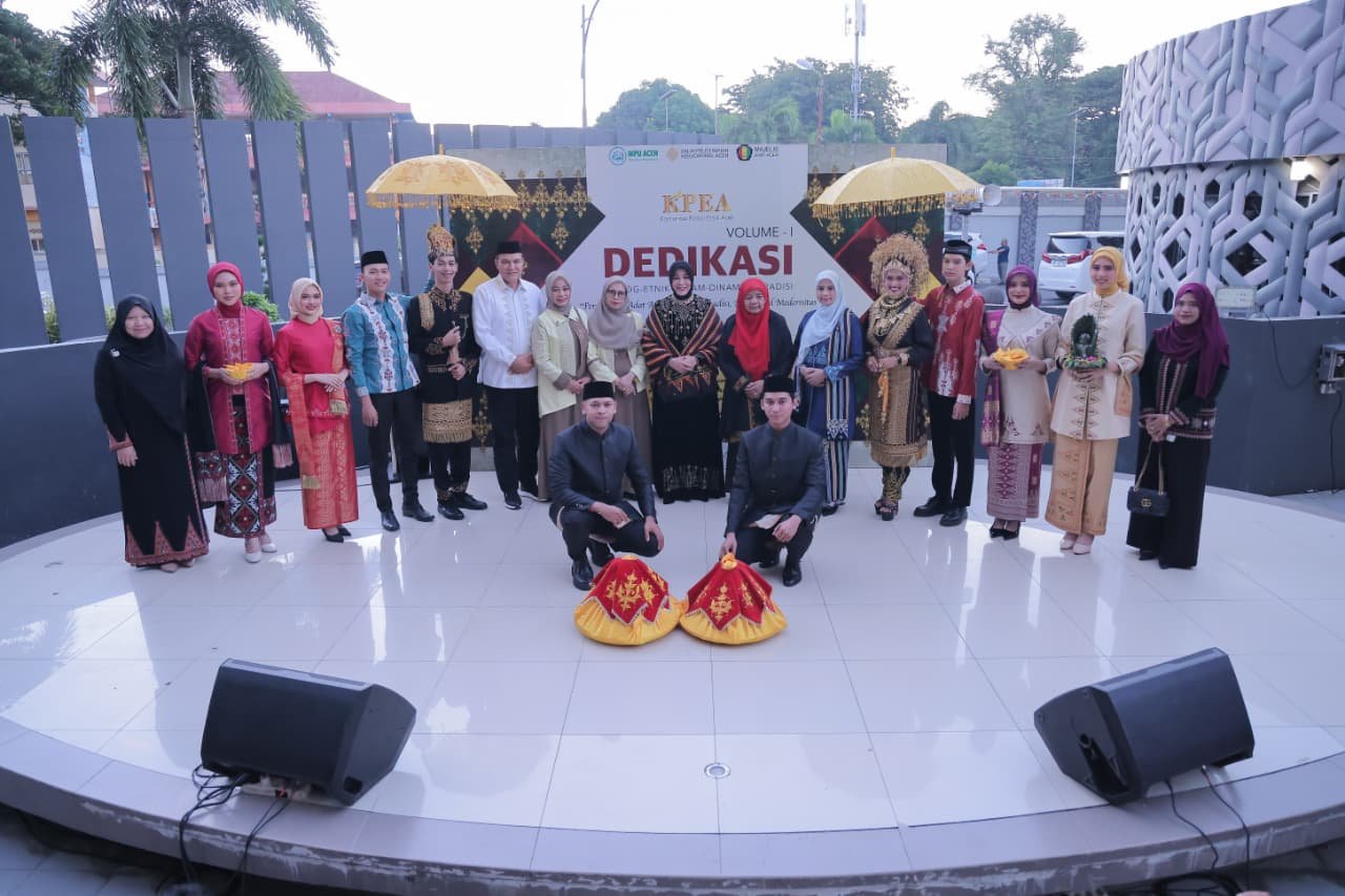 Illiza Buka Dedikasi: Menjaga Tradisi Perkawinan Adat Aceh di Era Modern