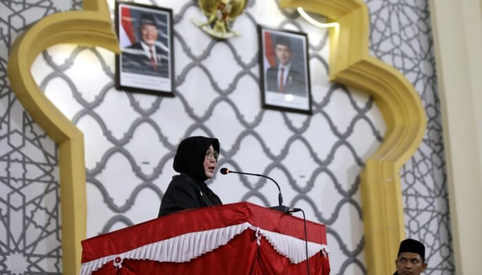 Wali Kota Sampaikan Raqan Perubahan APBK 2026 dalam Rapat Paripurna DPRK