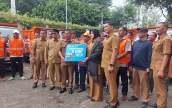 Tingkatkan Kebersihan Kota, Pemko Banda Aceh Tambah 9 Pick Up dan 9 Truk Sampah